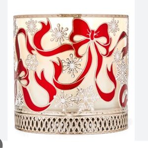 🎅 BBW Red Bows & Snowflakes 3-Wick Candle Holder NEW